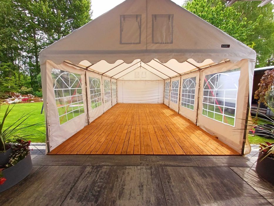 Wynajem namiotów: Wypożycz: krzesła, stoły, podłogi. Wypożyczalnia