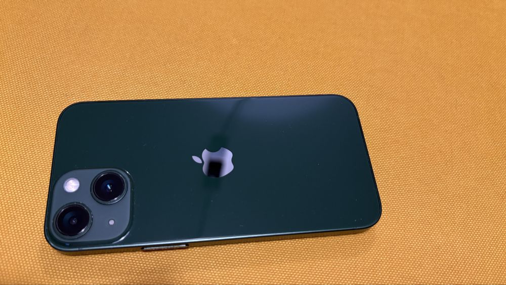 Sprzedam iphone 13 mini stan bdb