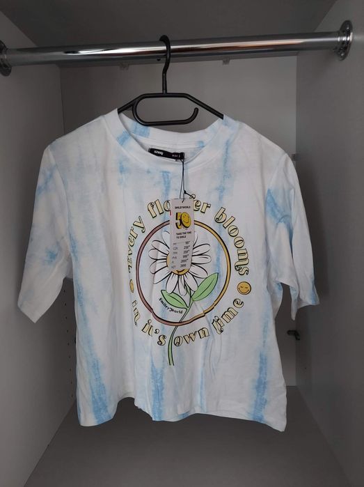 Nowa bluzka z grafiką, rozmiar S