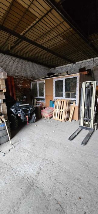 Склад бічна Стрийська