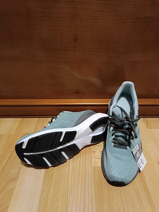 Кросівки Nike, 40р, нові