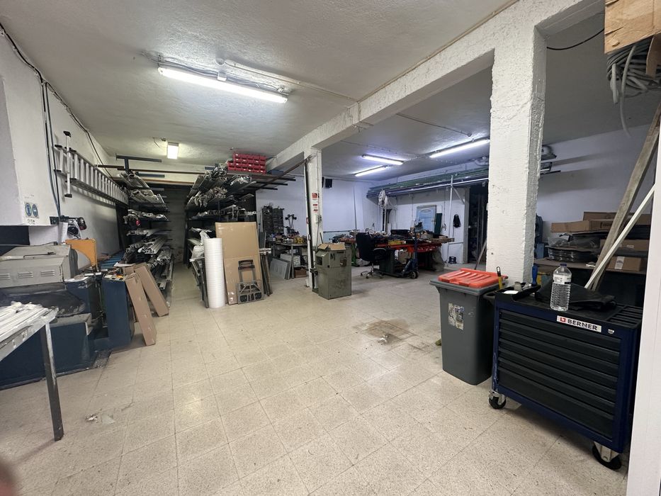 Armazém 200 m2 Abobóda