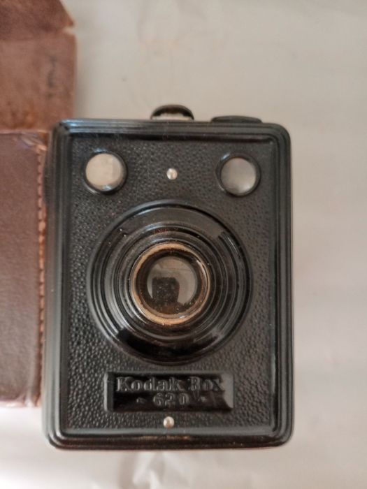 Máquina fotográfica Kodak Box 620