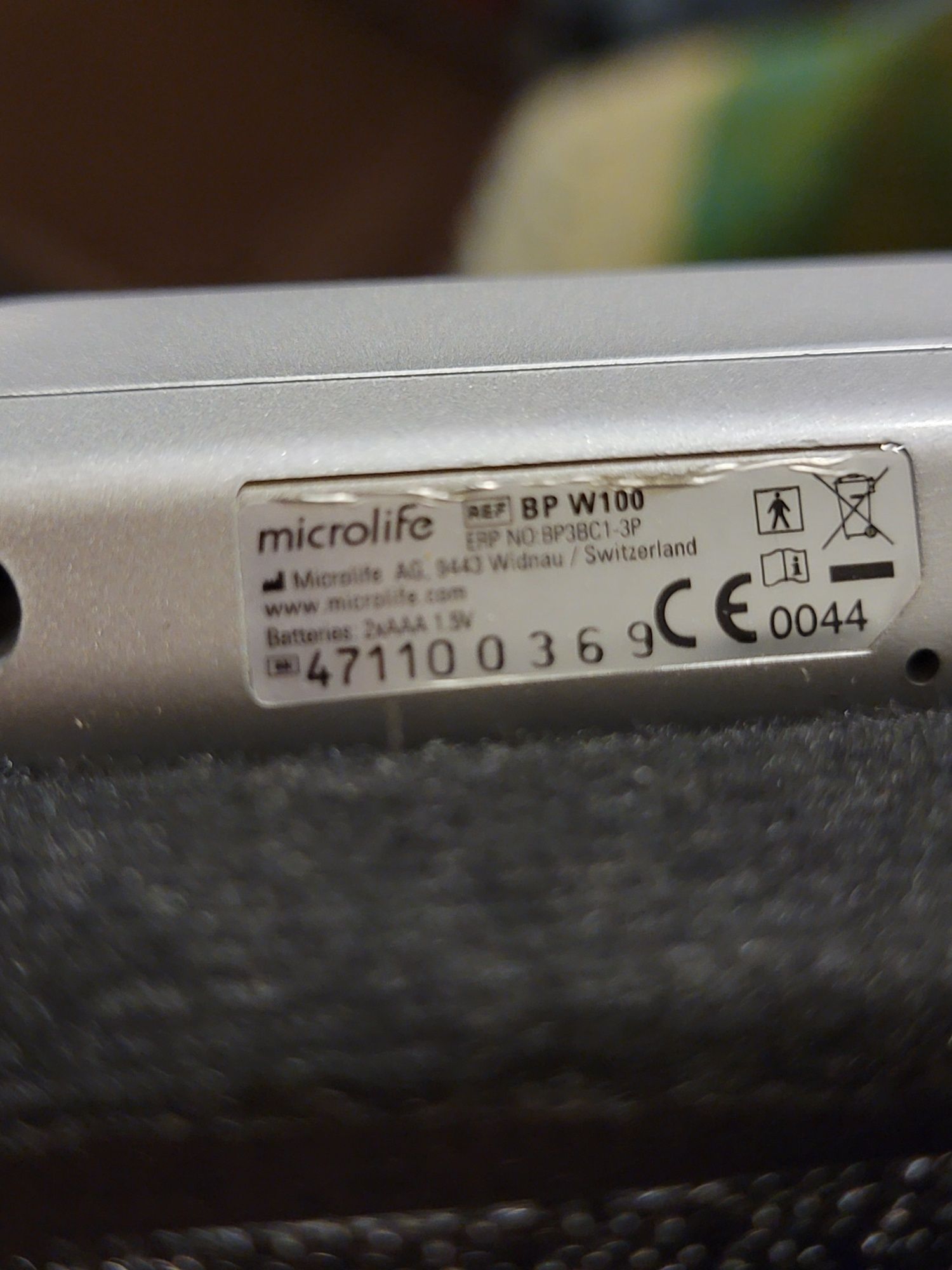 Тонометр, тисковимірювач  Microlife BP  w100