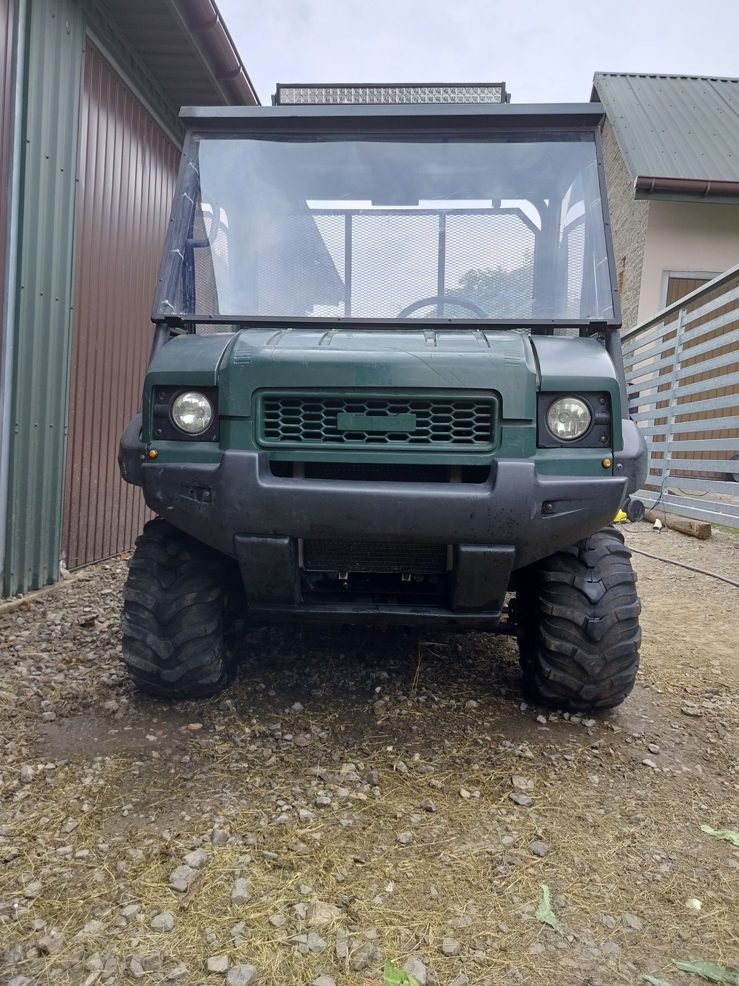 Kawasaki Mule 4x4 – pojazd użytkowy terenowy