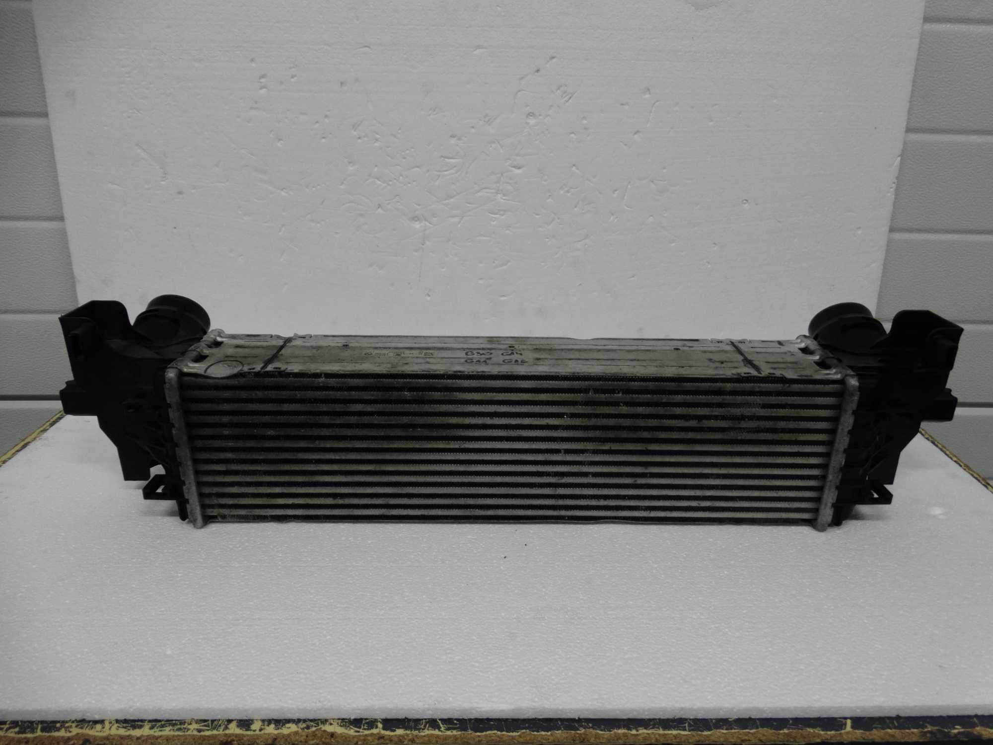 Intercooler BMW G30 G11 G14 G16 8.576.509