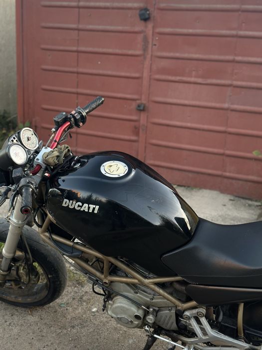Ducati Monster 600