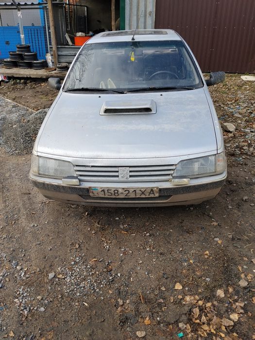 Продам автомобиль Пежо 405