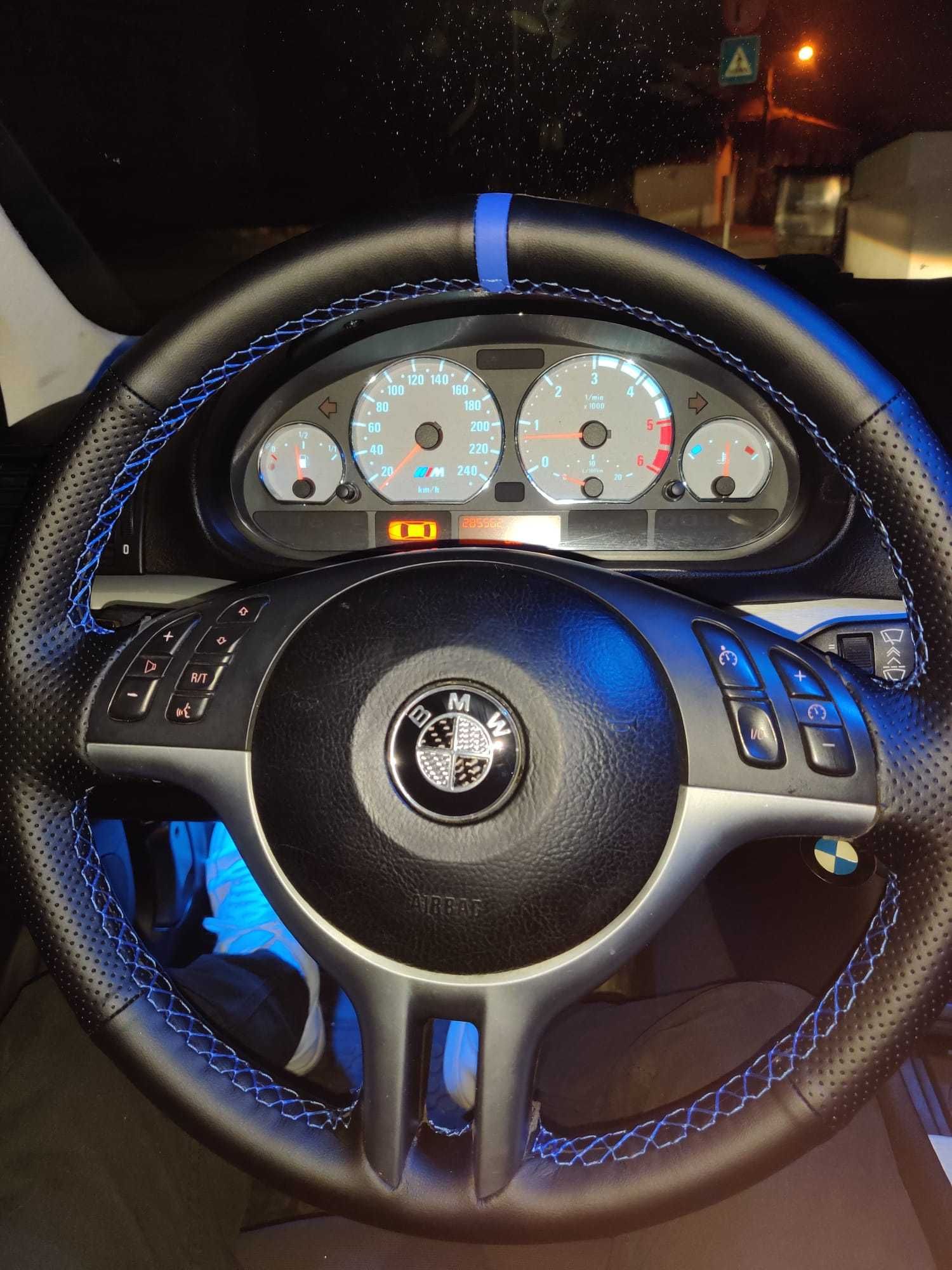 BMW 330 e46 pack M