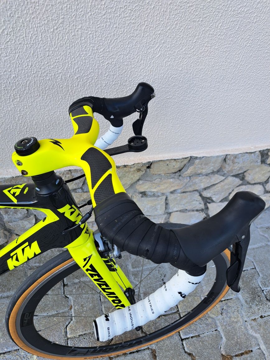 Bicicleta KTM Revelator 4000