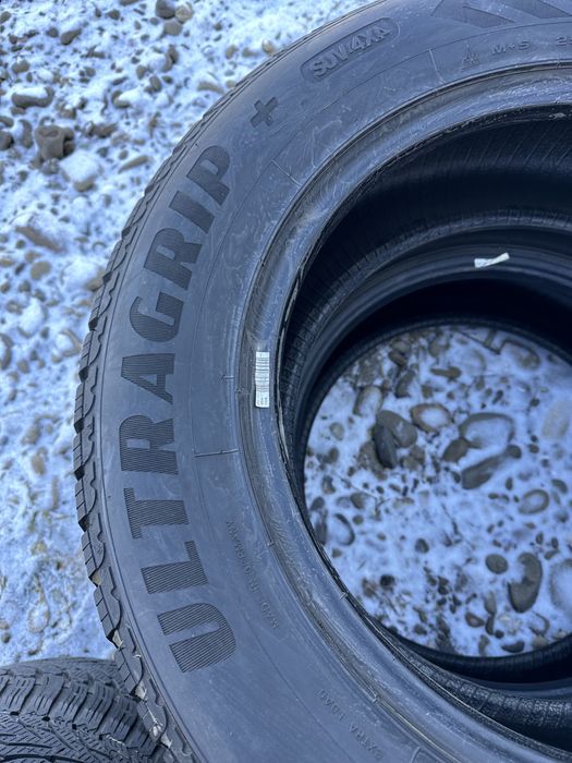 255/60/18 Good Year Ultra Grip SUV 4x4