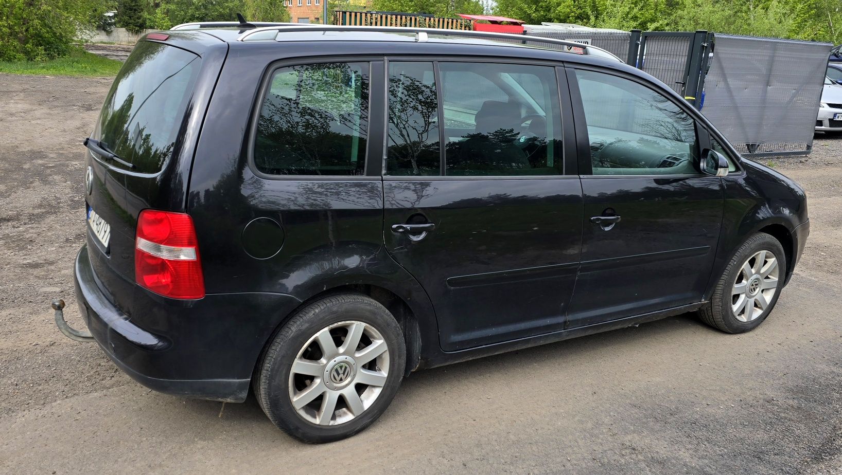 7 osobowy VW Touran 2.0 140km 6 biegowa skrzynia