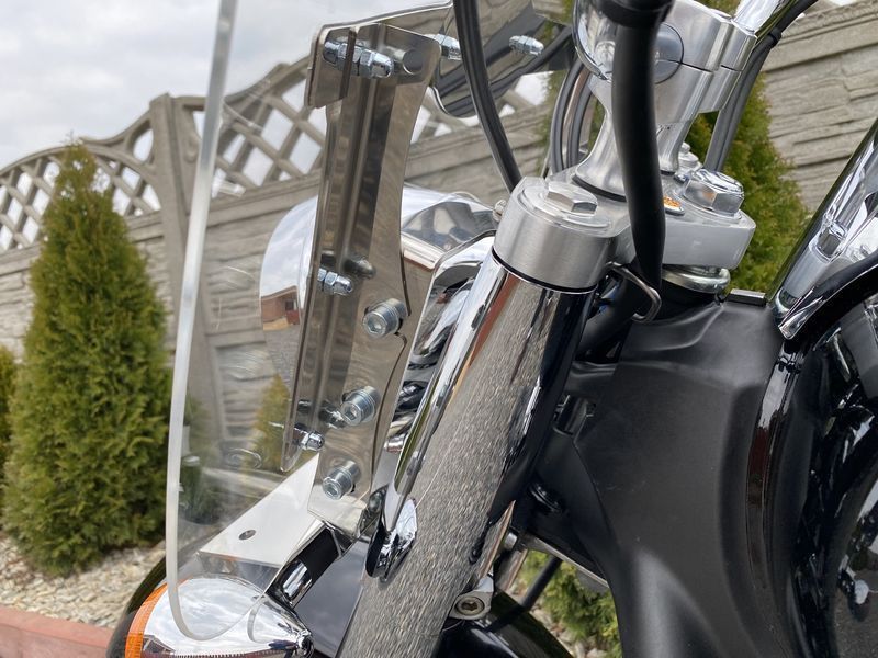 Honda shadow szyba