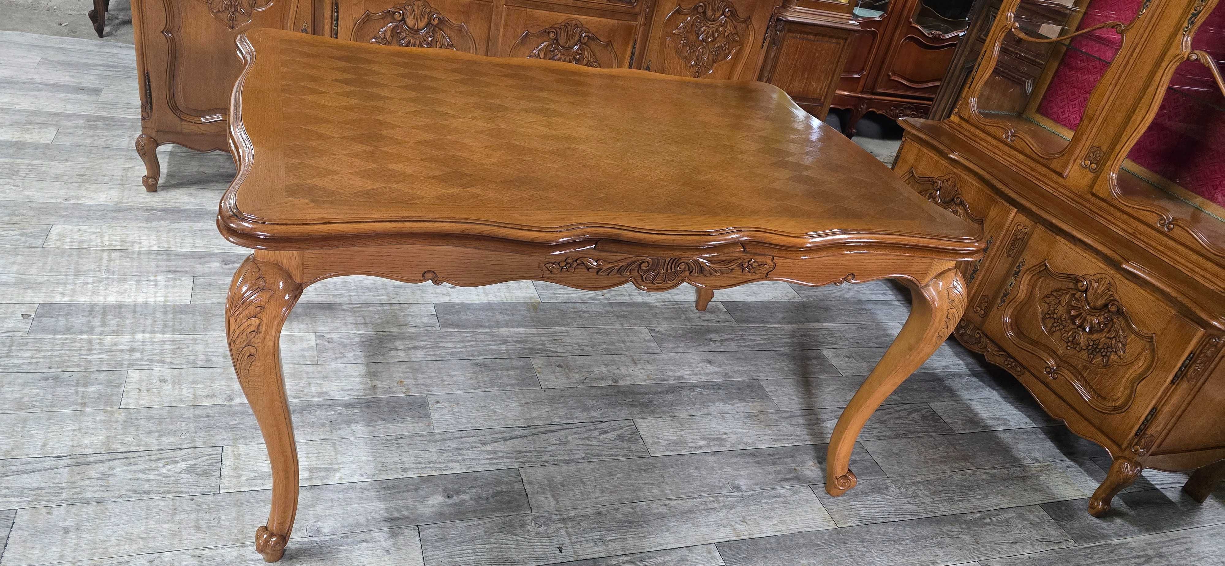 Ładny Rozkładany Stół + 5 Krzeseł W stylu Ludwikowskim / Ludwik