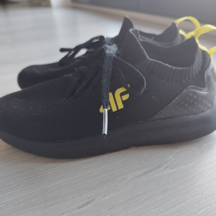 Buty 4f w stanie idealnym!!! Rozmiar 32