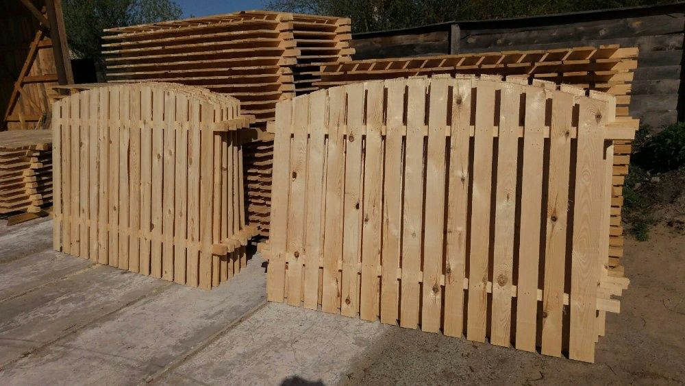 Деревяный забор, Забор готовыми секциями