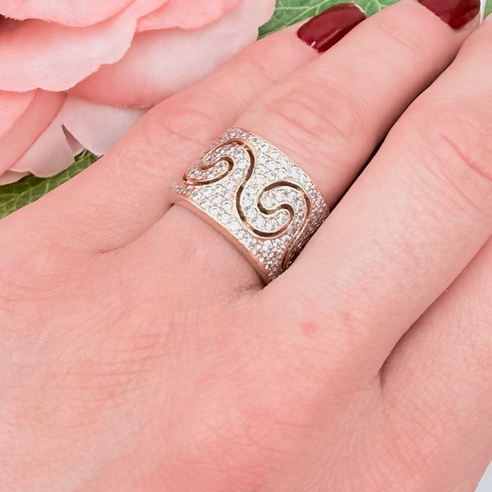 Złoty pierścionek PR.585 8,80gr R.17