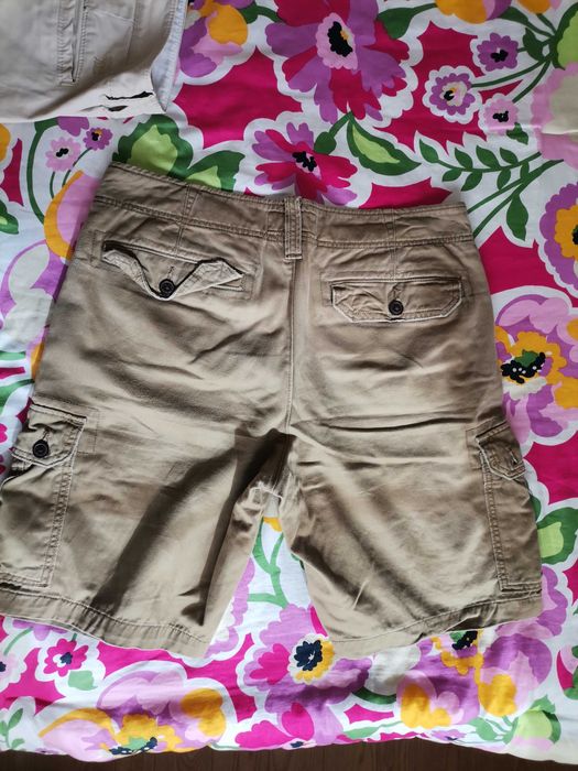 Calções Hollister e Abercrombie