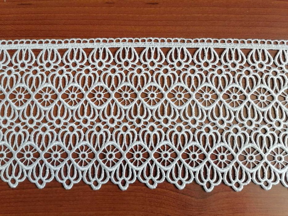 Gipiura biała turecka szer.5mb.  wys.15cm. firana firanka obrus