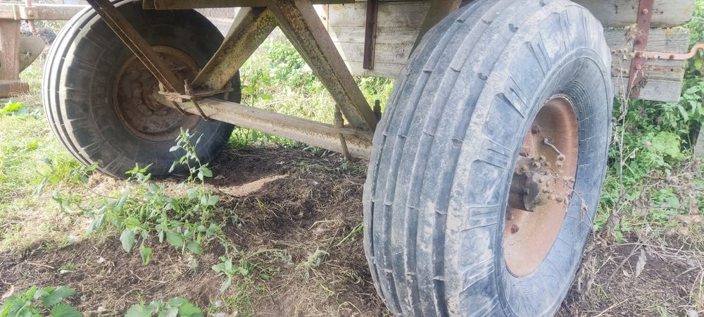 Трактор ЮМЗ комплект.