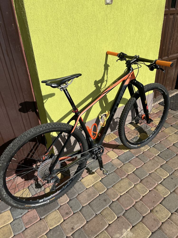 Rower Cube Reaction SLT Carbon