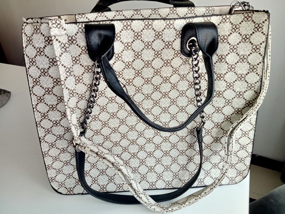 Carteira nova lindíssima