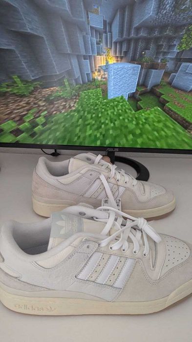 Sapatos Adidas Forum 84 Low ADV