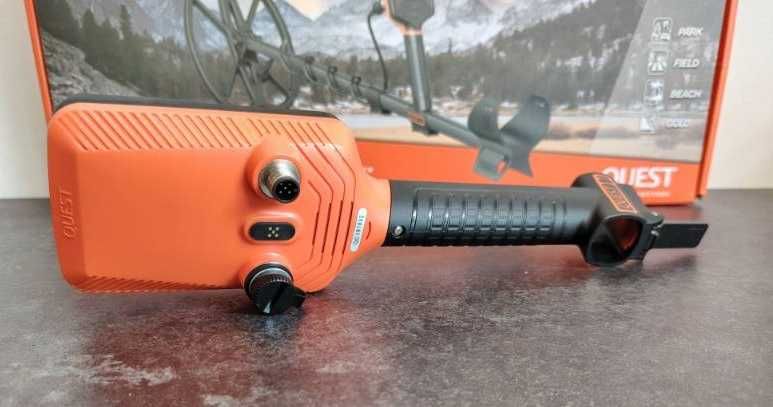 QUEST Q30+ 11"DD + Xpointer Land detektor / wykrywacz metali