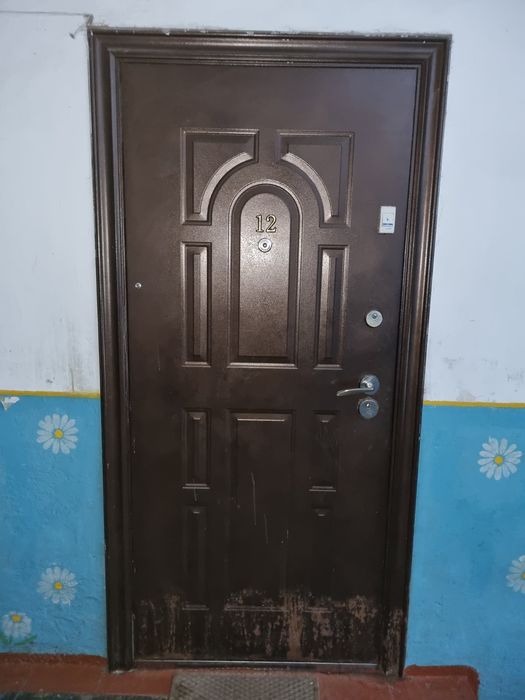 Продам 2кім квартиру у смт Семенівка