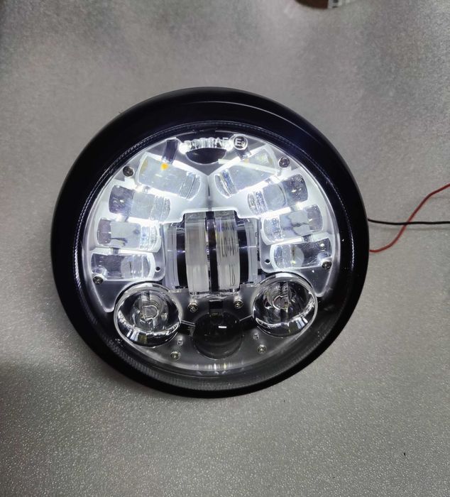 Фара передня світлодіодна в зборі мотоцикла 5.75 дюйма (145 мм)