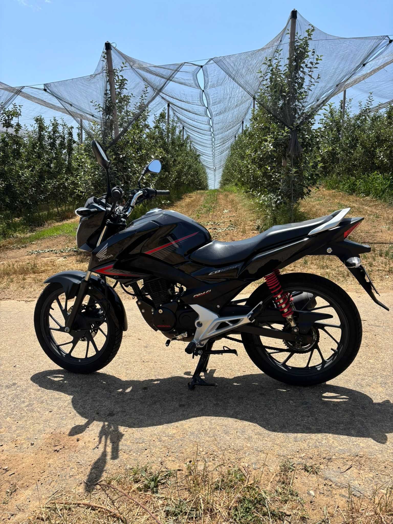 Honda  cb125f  - 2015