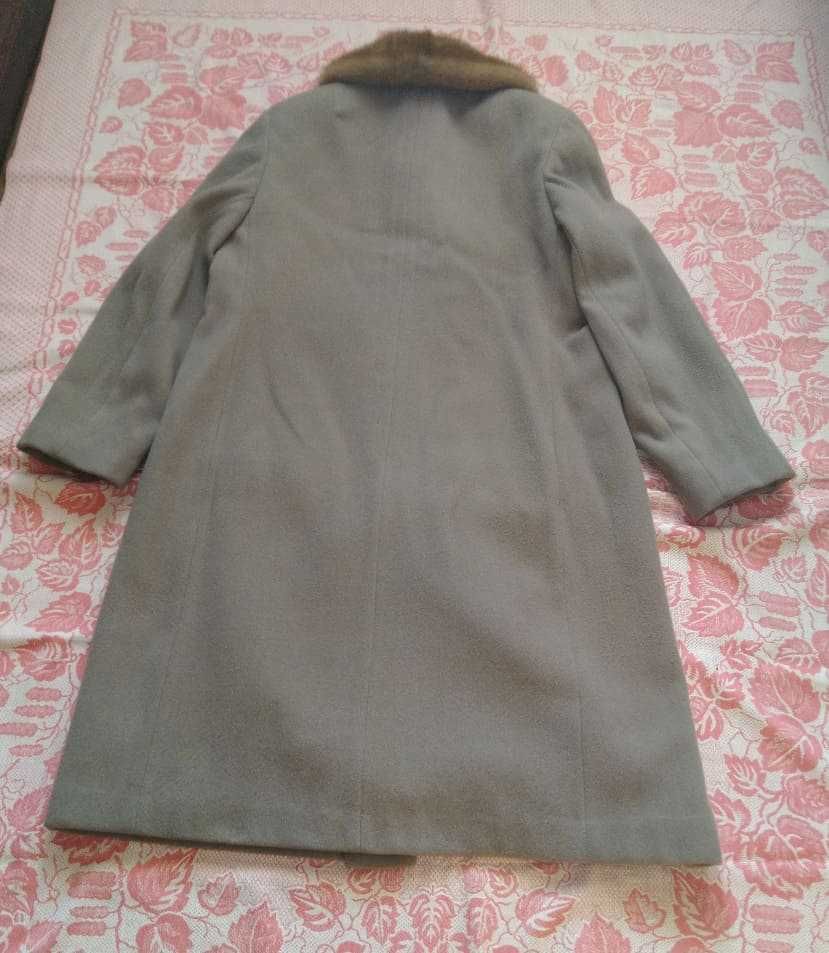 Зимнее женское пальто, шерсть.