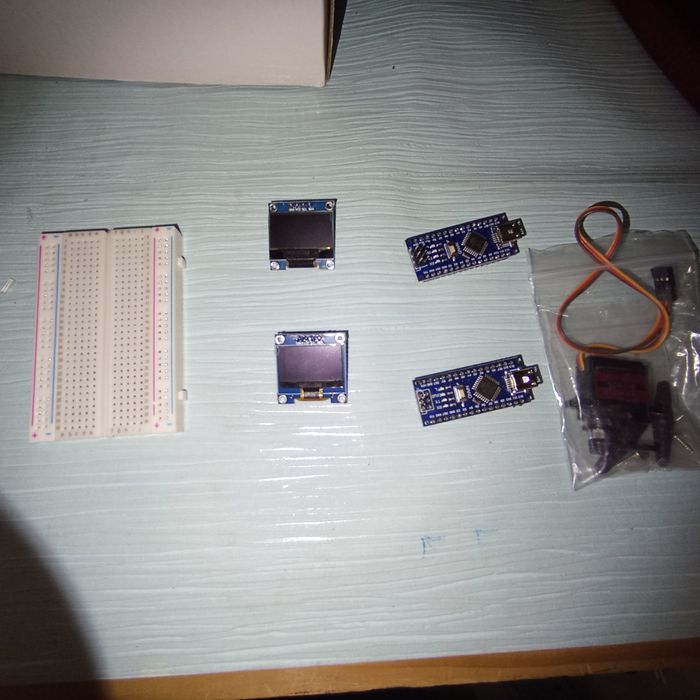 Ардуїно|Дисплей олед|Мотор