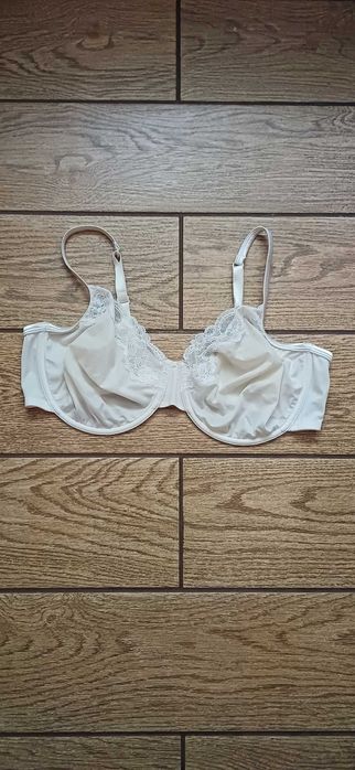 Kremowy biustonosz Marks & Spencer r. 90 D