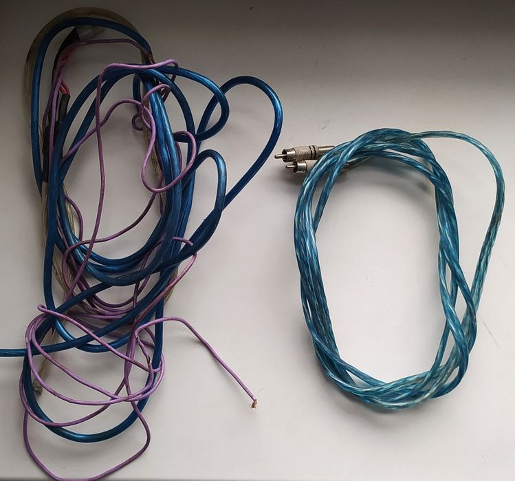 Автомобильный сабвуфер активный(с усилителем) Mystery MBV-251A