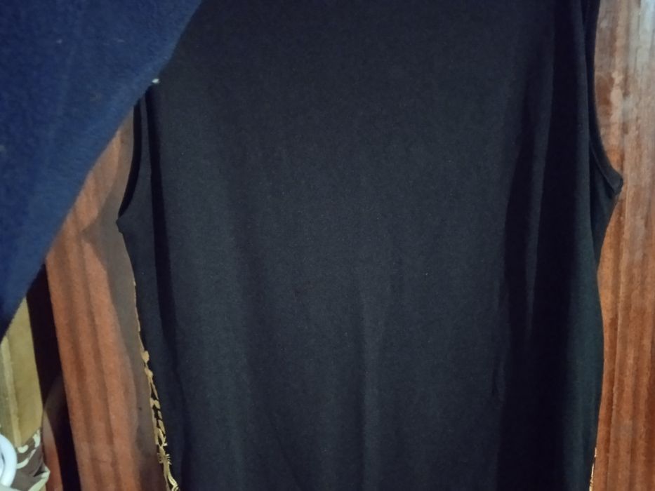 Продам женский костюм двойка