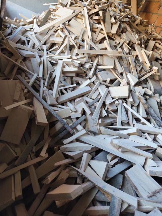 Opał bukowy suche drewno opałowe rozpałka bukowa