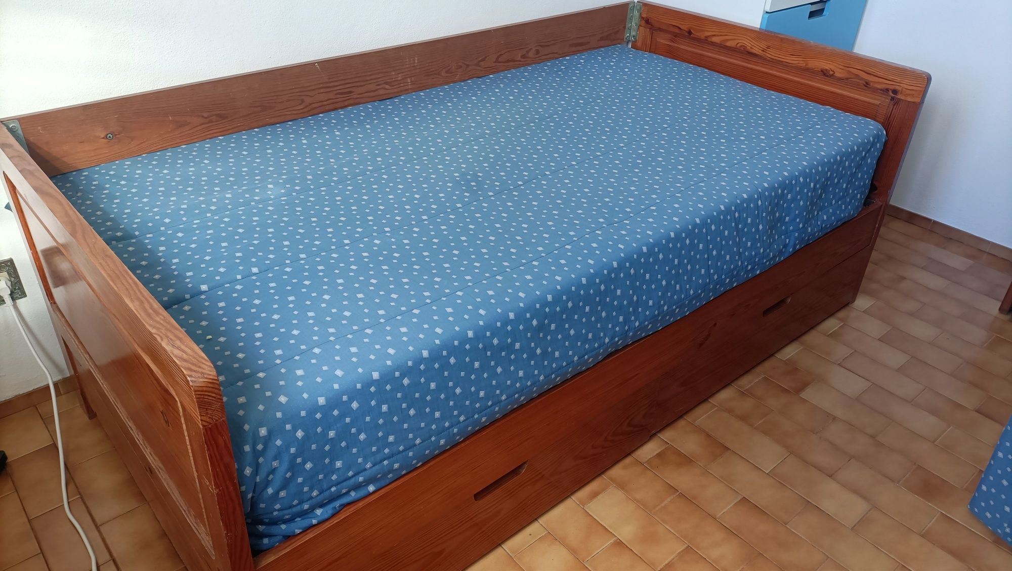 Cama de solteiro 1.00x1,95