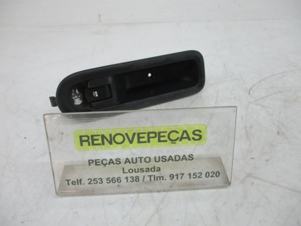 Comando / botão / interruptor vidros frente direito RENAULT Megane III