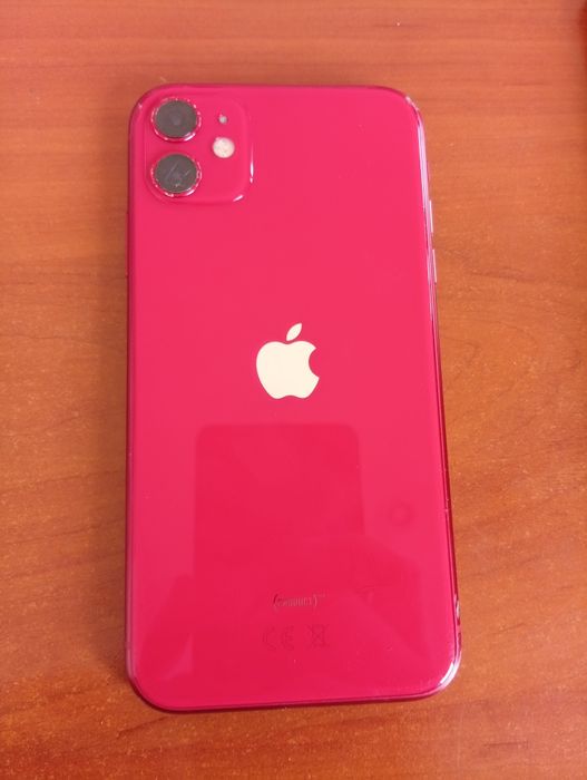 Apple iPhone 11 red
