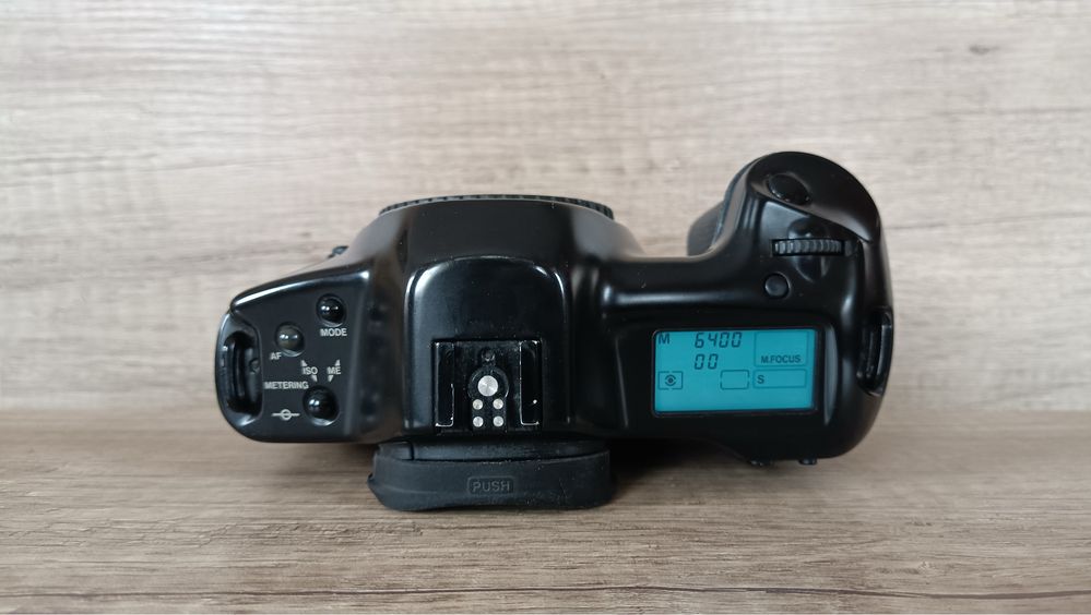 Canon EOS-1 ser 185699 Професійна плівкова камера