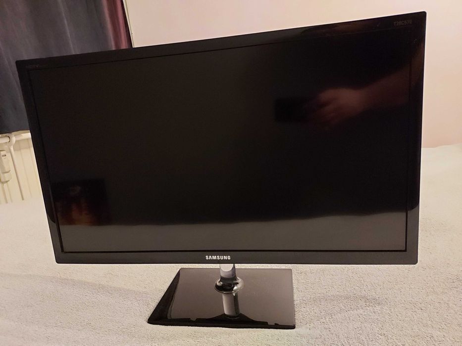 28-calowy Monitor / Telewizor Samsung T28C570EW