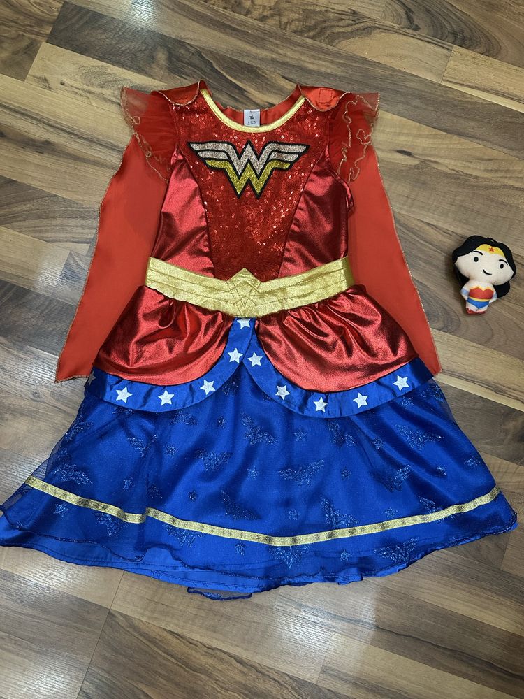 Платье сукня костюм Wonder woman DC Чудо женщина на 5-6 лет