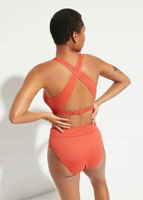 B.P.C bikini rude prążkowany materiał 42.