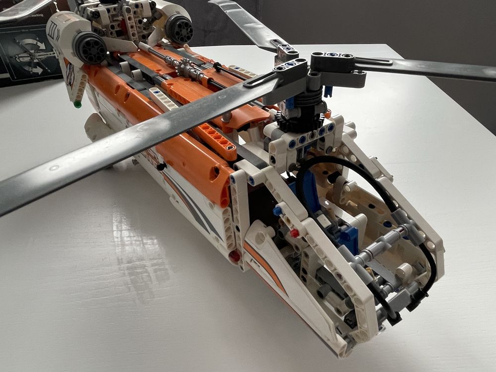 Lego technic 42052 вертолет