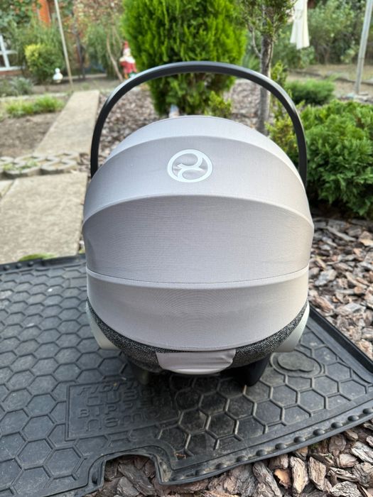 Автокрісло Cybex platinum Cloud Z
