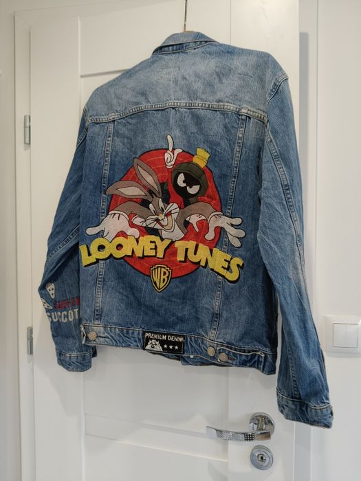 Kurtka jeansowa Zara Woman z wyszywkami oraz  naszywkami Loonely Tunes