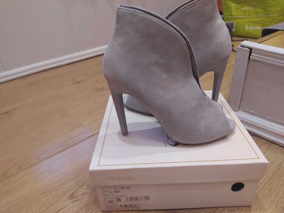 Nowe szpilki botki jasno szare r. 36 eko zamsz vices