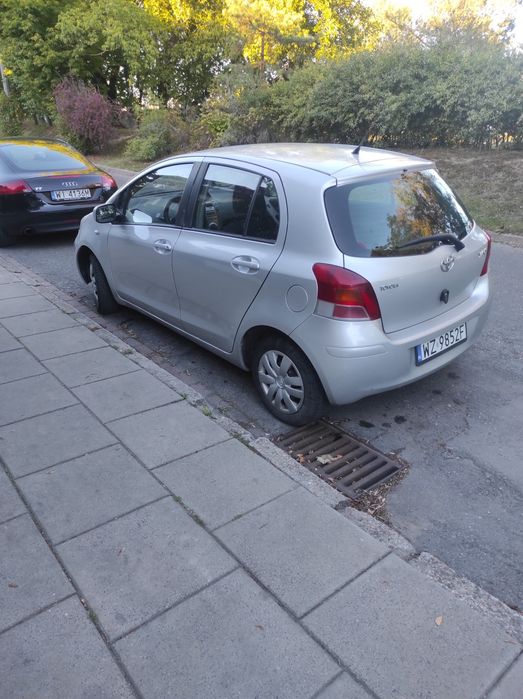 Toyota Yaris 2 1.0 +LPG