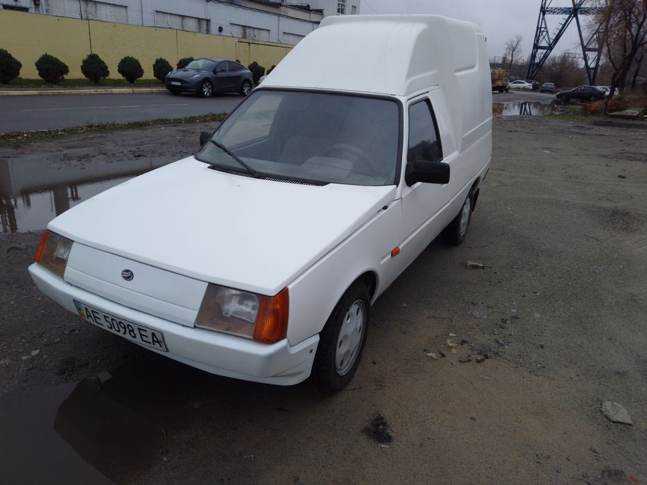 Таврия пикап       .